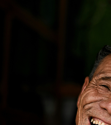 Wir arbeiten mit den Menschen vor Ort